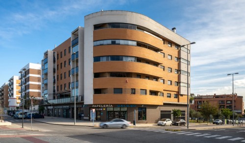 Garajes Edificio Galileo - Galería de imágenes