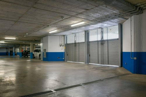 Garajes Pineda Parque - Galería de imágenes